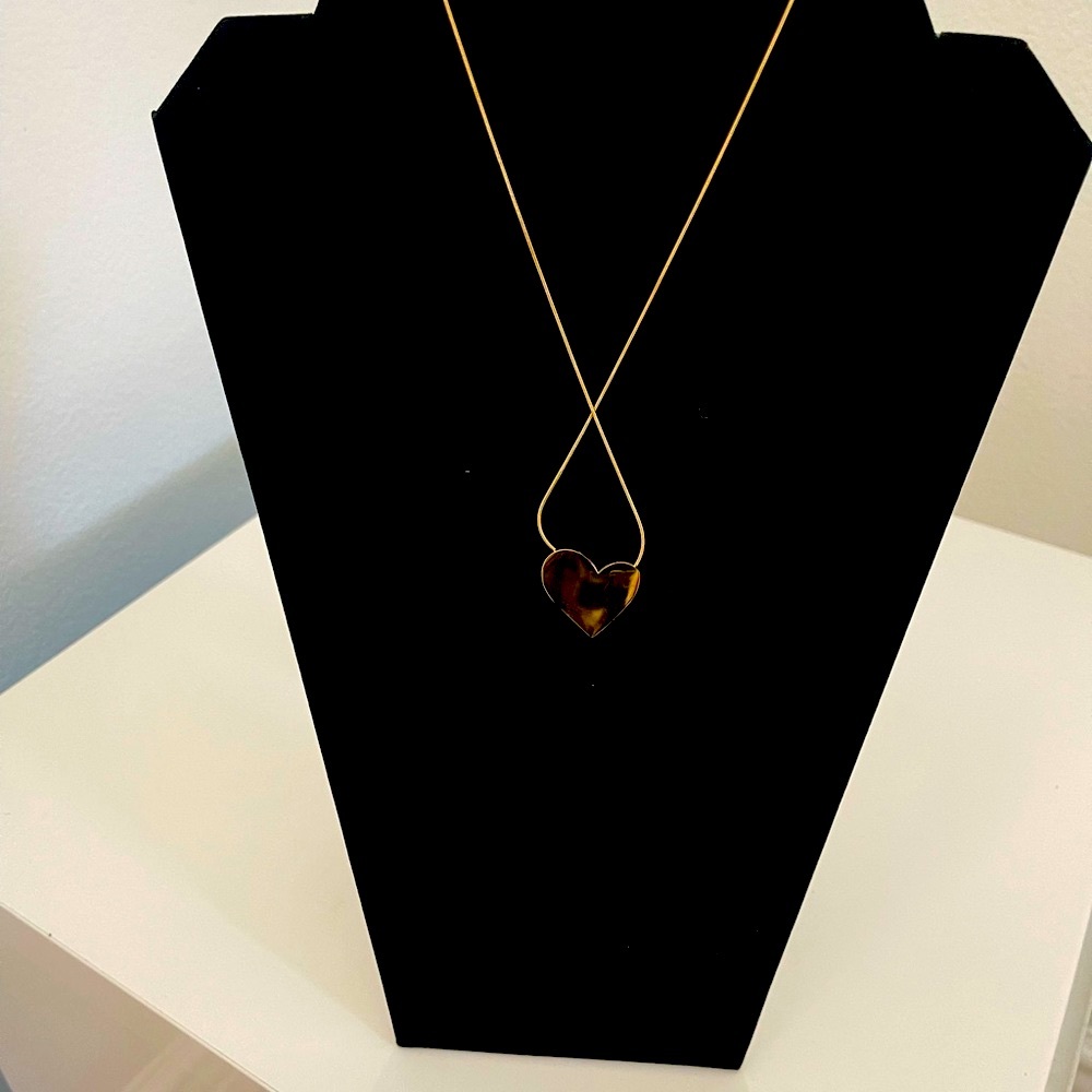 Fashion 14k gold plated s steel heart shaped luxury necklace. - Picture 3 of 3